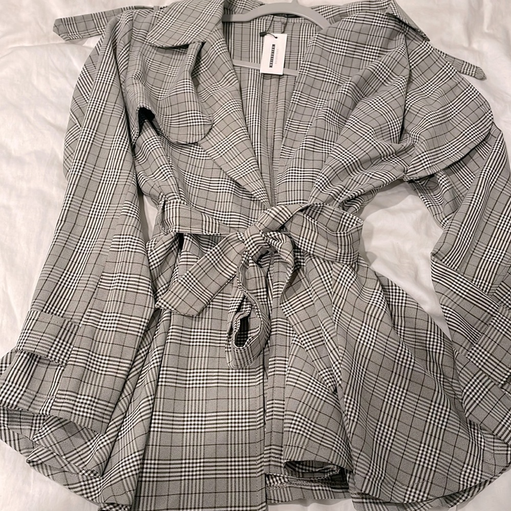 XL Chic Checkered Belted Blazer